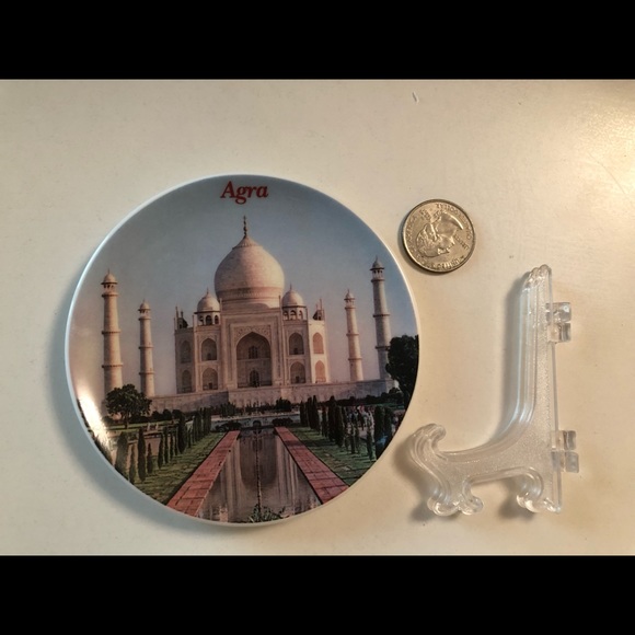 Bundle 5 Brand New-4 New Taj Mahal Magnets & 1 mini decorative plate w/stand 💖 - Picture 4 of 6